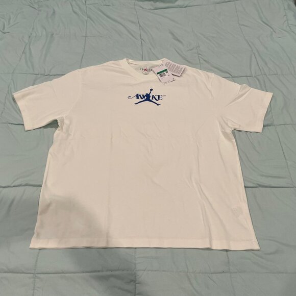 NWT Nike Awake Air Jordan White T-shirt Large or XL New $60 Deal Athletic - Picture 13 of 15